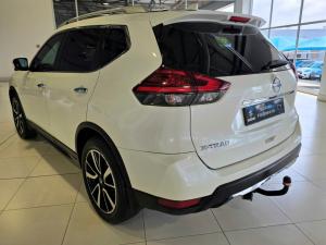 Nissan X-Trail 2.5 4x4 Tekna - Image 1