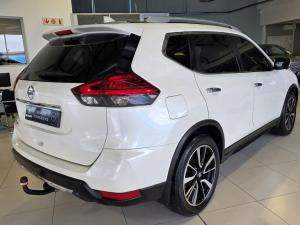 Nissan X-Trail 2.5 4x4 Tekna - Image 2