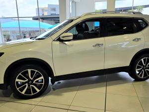 Nissan X-Trail 2.5 4x4 Tekna - Image 6