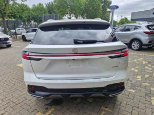 MG HS 2.0T Luxury - Image 4