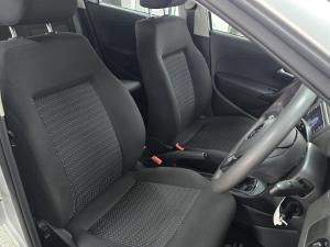 Volkswagen Polo Vivo hatch 1.4 Trendline - Image 14