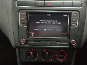 Volkswagen Polo Vivo hatch 1.4 Trendline - Image 5