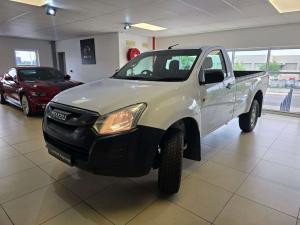 Isuzu D-Max Gen 6 250 single cab Fleetside safety - Image 3