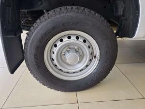 Isuzu D-Max Gen 6 250 single cab Fleetside safety - Image 5