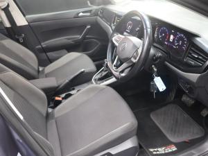 Volkswagen Polo hatch 1.0TSI Life auto - Image 9