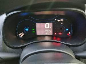 Renault Kwid 1.0 Techno manual - Image 18