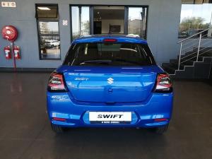 Suzuki Swift 1.2 GLX auto - Image 5