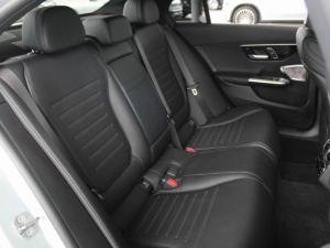 Mercedes-Benz C-Class C220d Avantgarde - Image 14