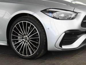 Mercedes-Benz C-Class C220d Avantgarde - Image 5
