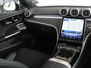 Mercedes-Benz C-Class C220d Avantgarde - Image 8