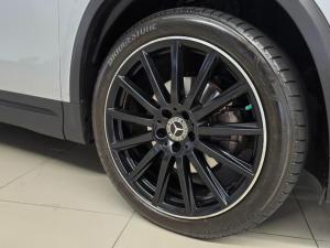 Mercedes-Benz GLA GLA200d Progressive - Image 17