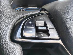 Renault Kiger 1.0 Zen manual - Image 17