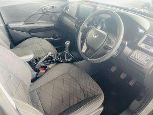 Mahindra XUV 3XO 1.2T MX2 manual - Image 9