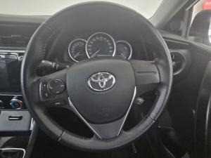 Toyota Corolla 1.6 Prestige - Image 8