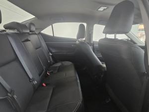 Toyota Corolla 1.6 Prestige - Image 12