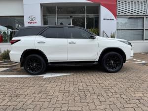Toyota Fortuner 2.8GD-6 4x4 VX - Image 3