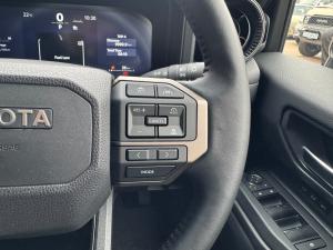 Toyota Land Cruiser Prado 2.8GD VX-R - Image 10