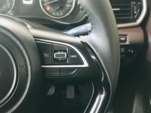 Toyota Starlet Cross 1.5XR automatic - Image 10