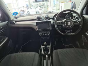 Suzuki Swift 1.2 GLX - Image 13