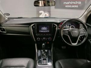 Isuzu MU-X 1.9D LS automatic - Image 6