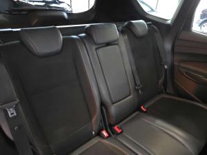 Ford Kuga 2.0 Tdci ST AWD Powershift - Image 12