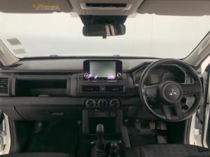 Mitsubishi Triton 2.4DI-D double cab GL 4x4 - Image 11