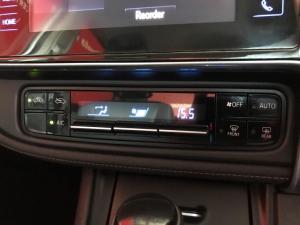 Toyota Corolla Quest 1.8 Exclusive auto - Image 15