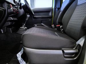 Suzuki Jimny 1.5 GL AllGrip 5-door manual - Image 33