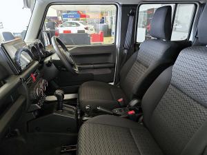 Suzuki Jimny 1.5 GLX AllGrip 5-door auto - Image 16