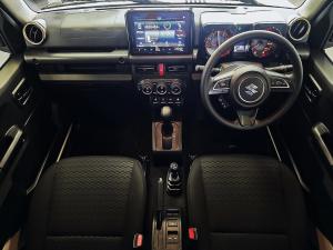 Suzuki Jimny 1.5 GLX AllGrip 5-door auto - Image 17