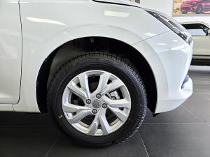 Suzuki Swift 1.2 GL+ auto - Image 13
