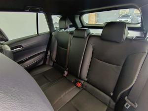 Toyota Corolla Cross 1.8 XS - Image 11