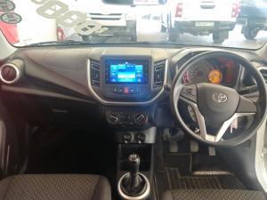 Toyota Vitz 1.0 XR manual - Image 17