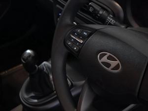 Hyundai Grand i10 1.0 Premium hatch - Image 12