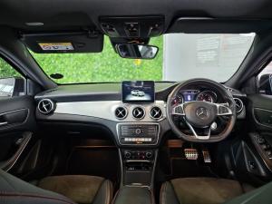 Mercedes-Benz GLA GLA200 auto - Image 13