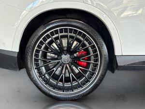 Mercedes-Benz GLC GLC43 4Matic - Image 9