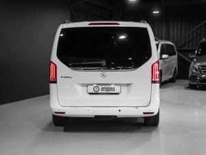 Mercedes-Benz V-Class V250d AMG Line - Image 5