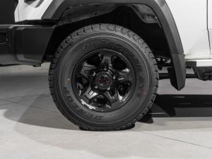 Toyota Land Cruiser 79 4.2D double cab - Image 24