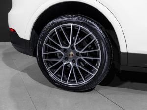 Porsche Cayenne Cayenne - Image 7