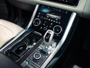 Land Rover Range Rover Sport SVR - Image 10
