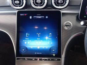Mercedes-Benz C-Class C220d Avantgarde - Image 17
