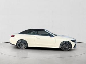 Mercedes-Benz CLE CLE300 4Matic cabriolet AMG Line - Image 8