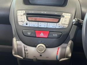 Peugeot 107 1.0 Trendy - Image 7