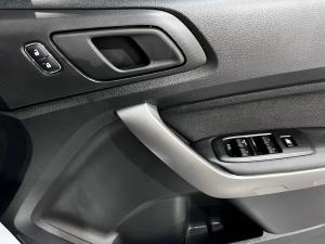 Ford Ranger 2.2TDCi double cab Hi-Rider XLS - Image 16