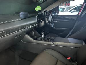 Mazda Mazda3 sedan 1.5 Active - Image 12