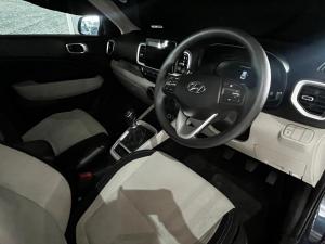 Hyundai Venue 1.0T Motion manual - Image 5