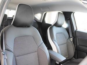 Renault Captur 1.3 Turbo Zen - Image 17