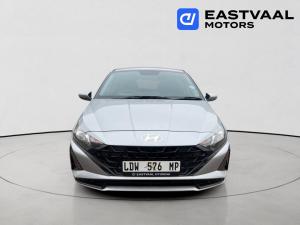 Hyundai i20 1.2 Premium - Image 2