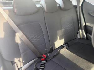 Hyundai Grand i10 1.0 Premium hatch - Image 14