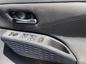 Nissan Magnite 1.0 Visia auto - Image 10